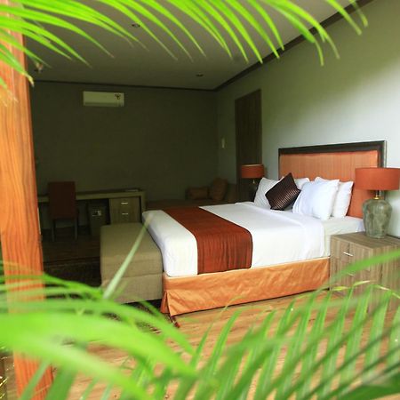 Puri Sabina Bed & Breakfast Jimbaran  Luaran gambar