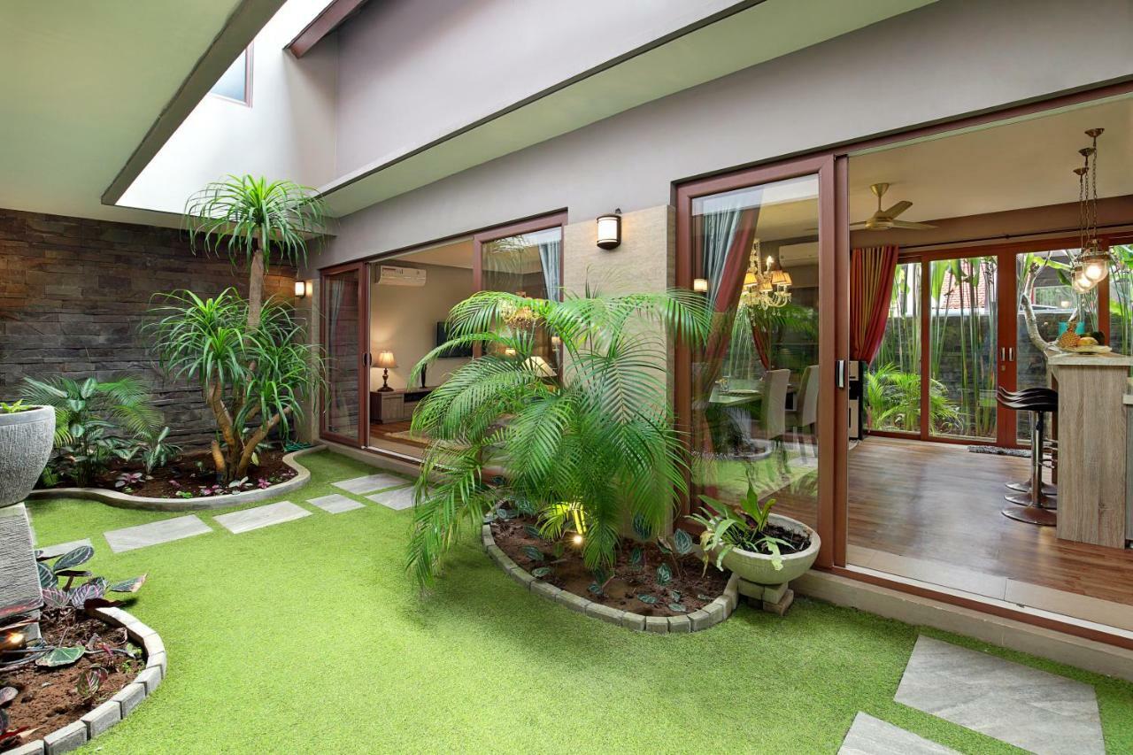 Puri Sabina Bed & Breakfast Jimbaran  Luaran gambar