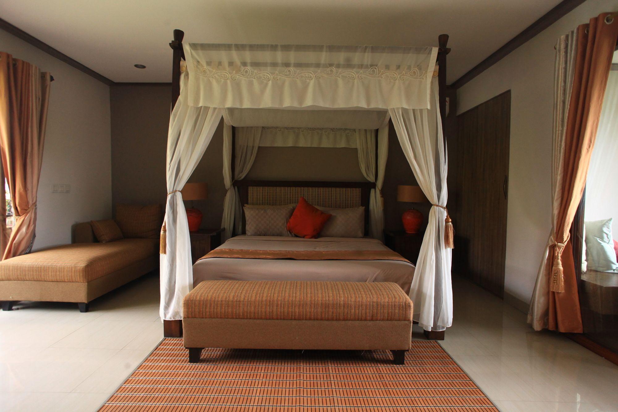 Puri Sabina Bed & Breakfast Jimbaran  Luaran gambar