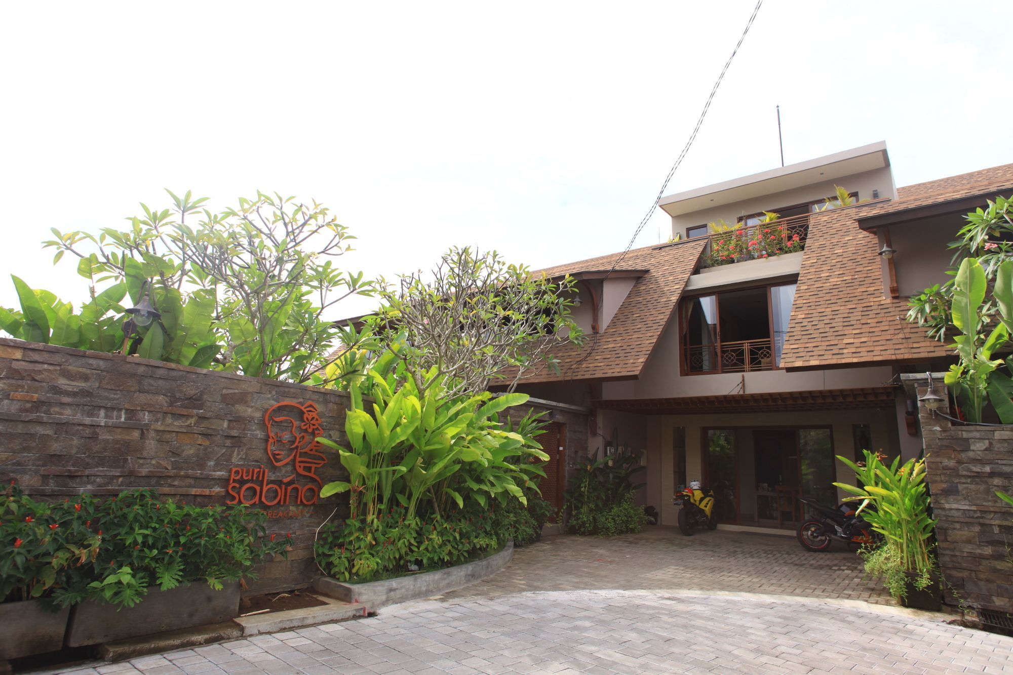 Puri Sabina Bed & Breakfast Jimbaran  Luaran gambar