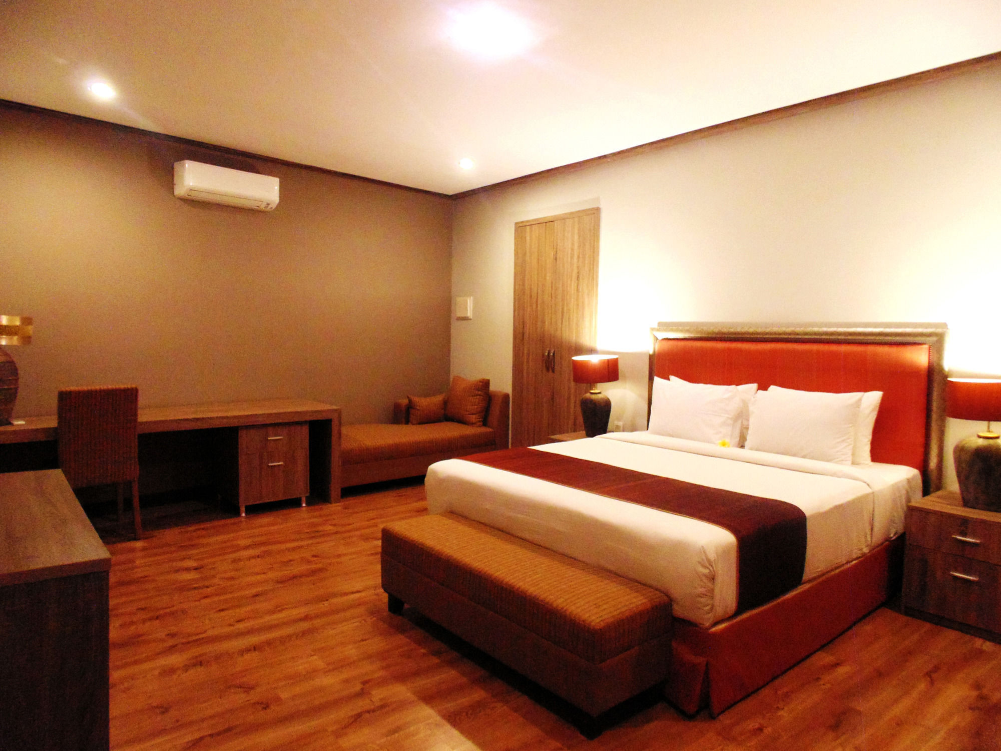 Puri Sabina Bed & Breakfast Jimbaran  Luaran gambar